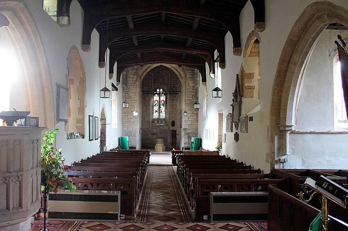 Ampney St. Crucis - Looking West