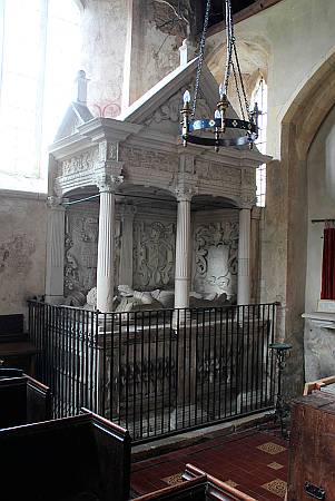 Ampney St. Crucis - Memorial Detail