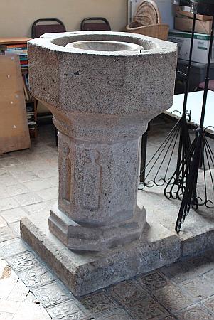Black Torrington - The Font
