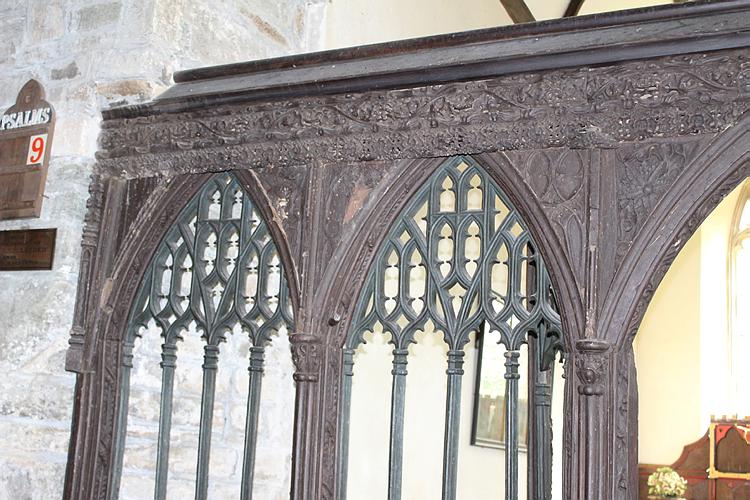 Broadwoodwidger - Detail of Screen