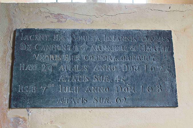Christow - The Davys Memorial