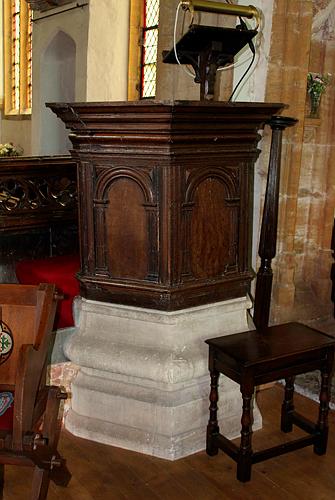 Creech St. Michael - The Pulpit