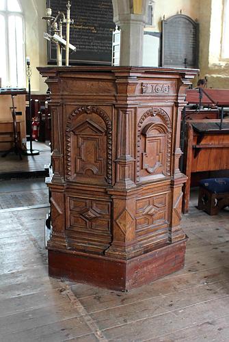 Dartmouth St. Petroc - The Pulpit