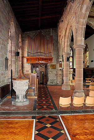 Derby St. Peter - The Aisle