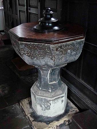 York Goodramgate - The Font