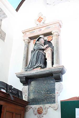 Heanton Punchendon - Memorial Detail