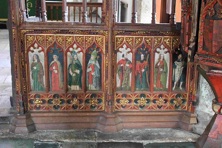 Holne  Screen Detail