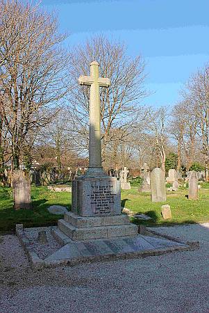 Illogan  - The War Memorial