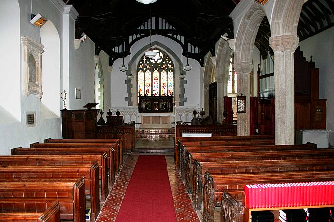 Lawhitton - The Nave