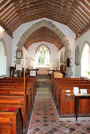 Lesnewth  - The Nave