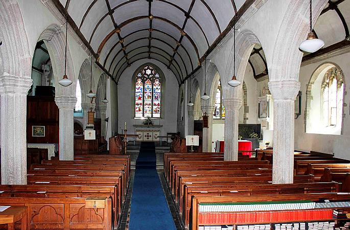Lezant - The Nave