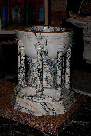 Lyndhurst - The Font