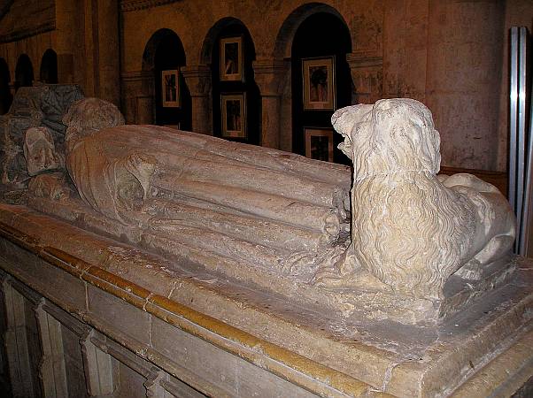 Malmesbury - Tomb of King Athelstan AD939
