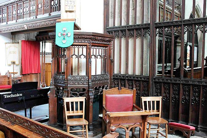 Mere - The Pulpit
