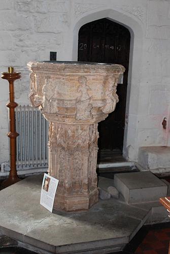 Minehead St. Michael - The Font