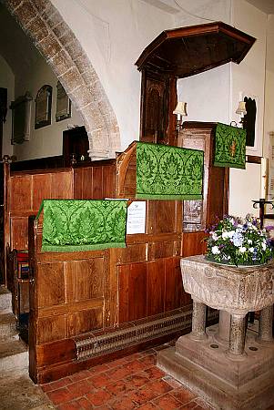 Minstead - The Pulpit