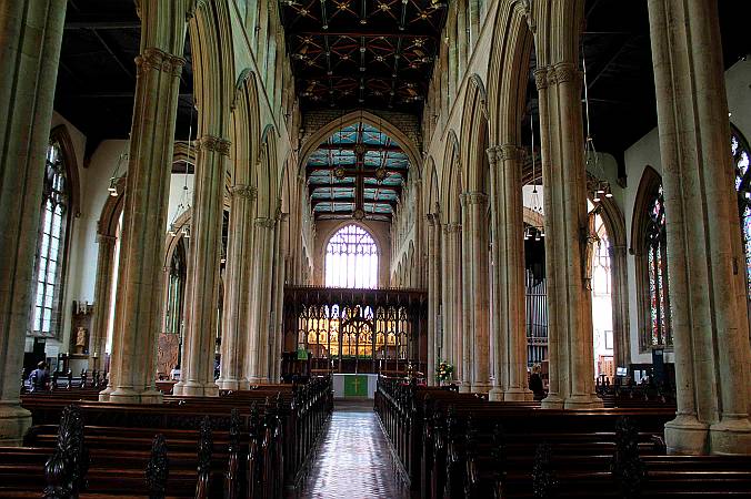 Newark - The Nave