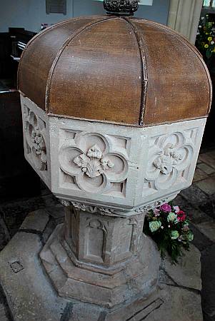 Plymtree - The Font