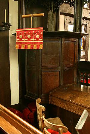 Siddington - The Pulpit