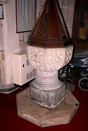St Mewan - The Font