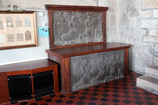 St Neot - Tomb Detail