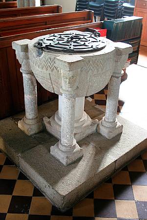 St Wenn - The Font
