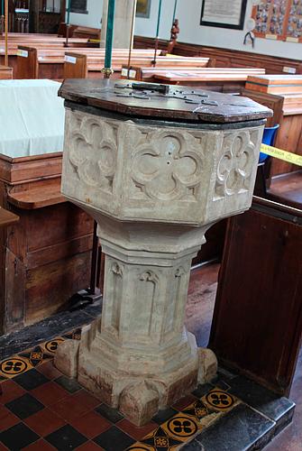 Stoke Gabriel - The Font