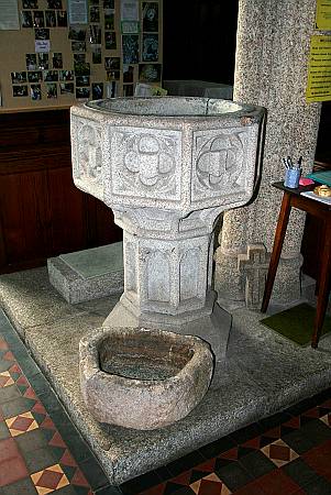 Tywardreath - The Font
